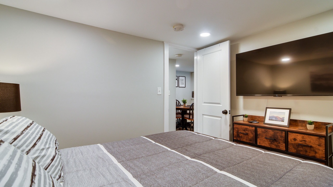 Photo of Bedroom in Stark