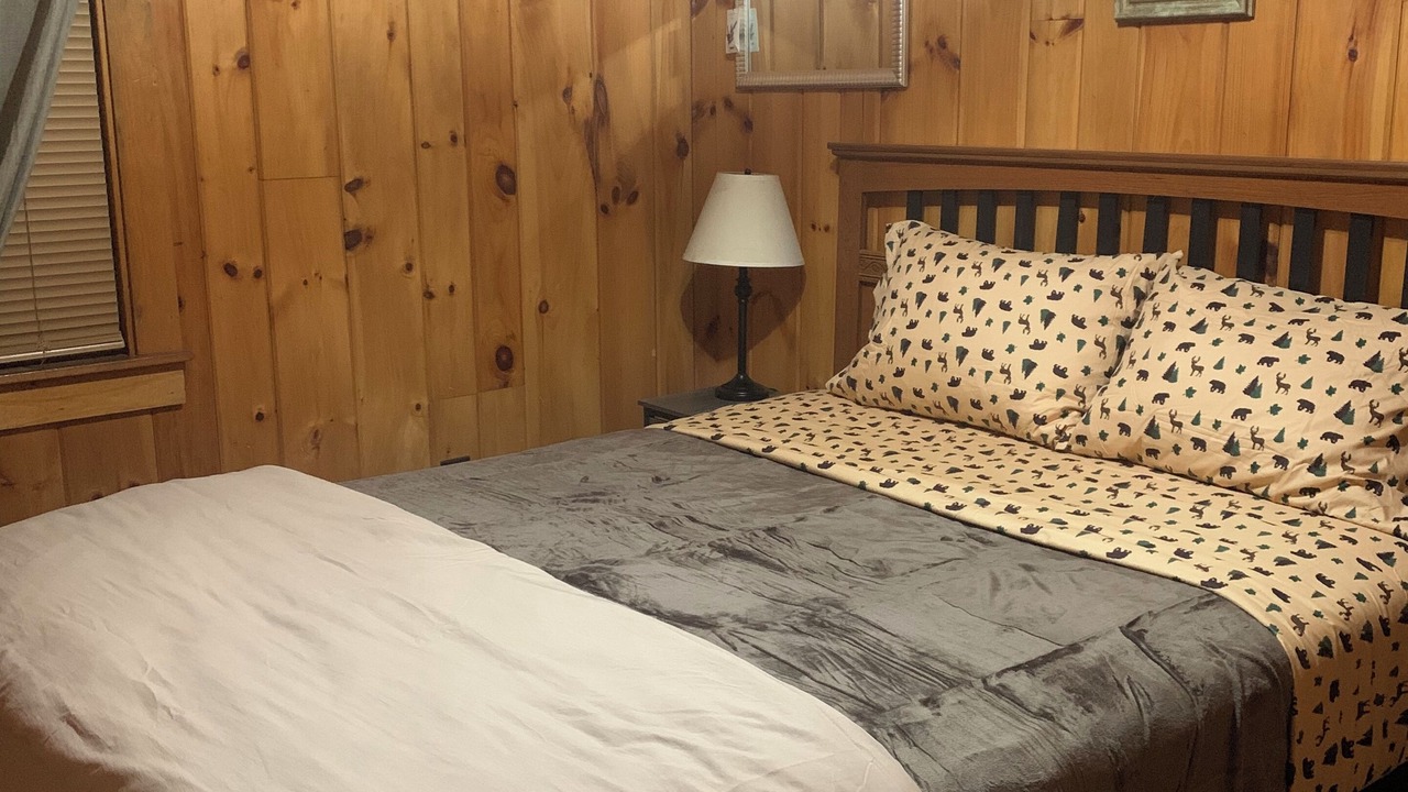 Photo of Bedroom in Hadley