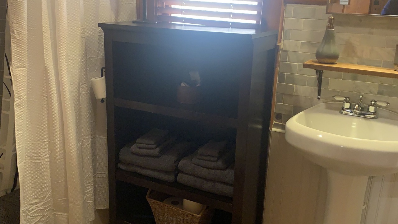 Photo of Bathroom in Hadley