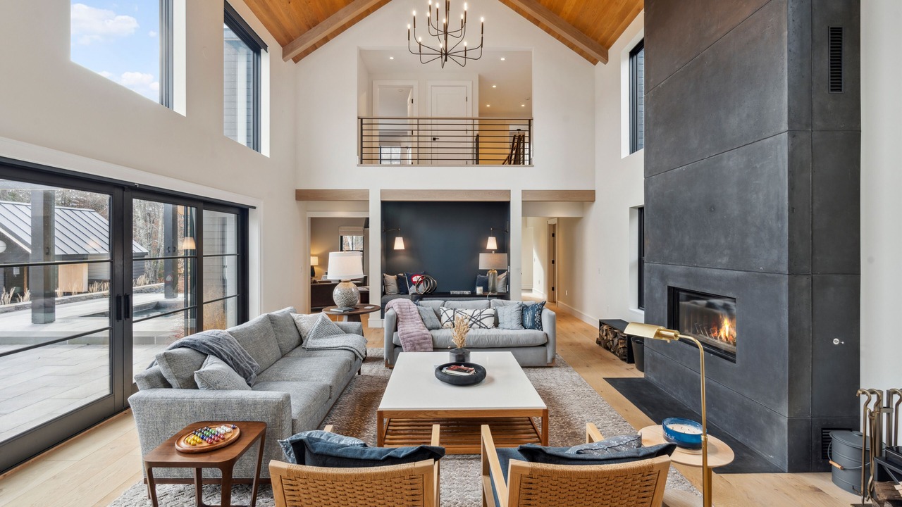 Photo of Livingroom in Stowe