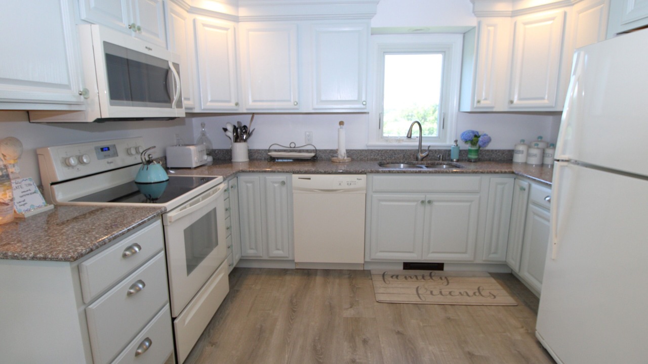 Photo of Kitchen in West Yarmouth
