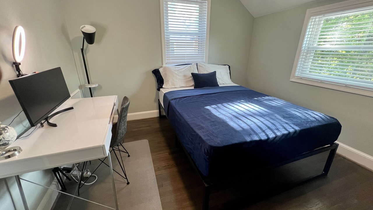 Photo of Bedroom in Forest Heights