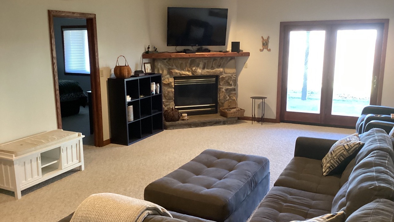 Photo of Livingroom in Clymer