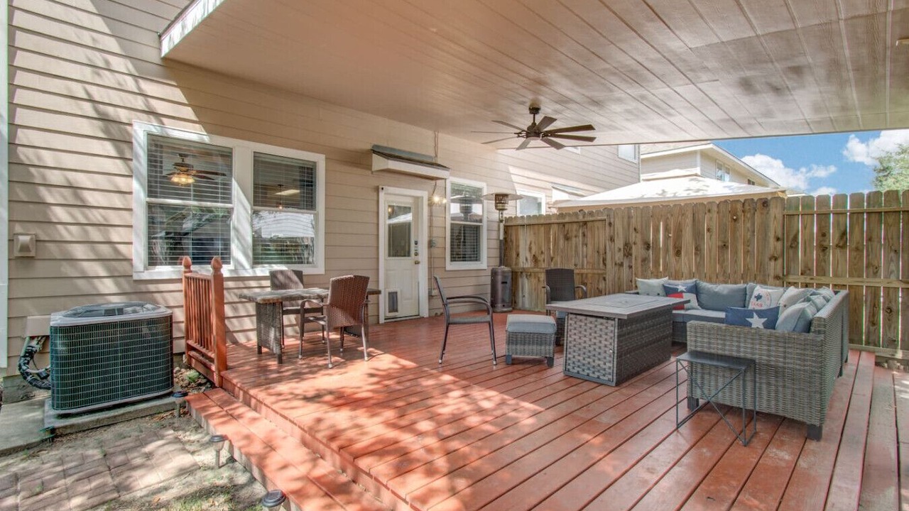 Photo of Outdoor in Dickinson