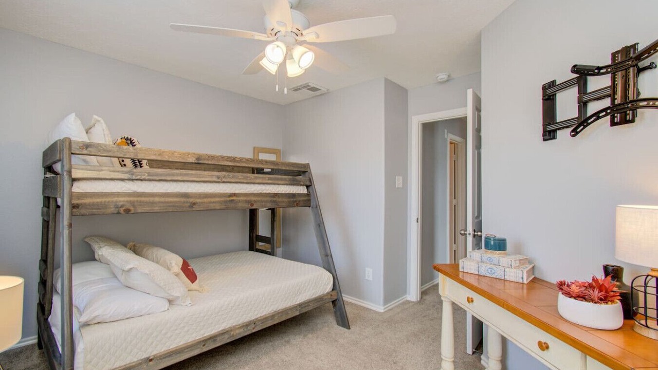Photo of Bedroom in Dickinson