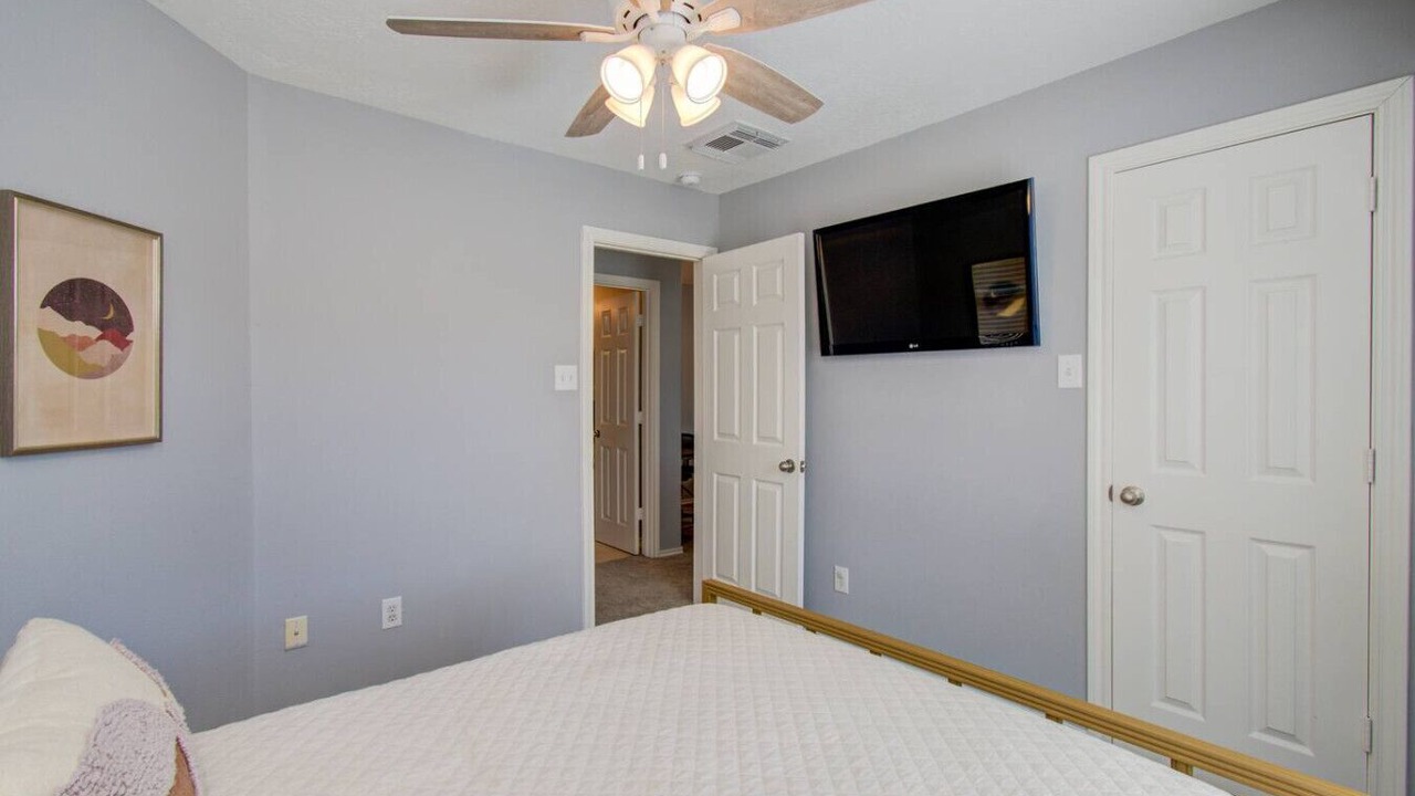 Photo of Bedroom in Dickinson
