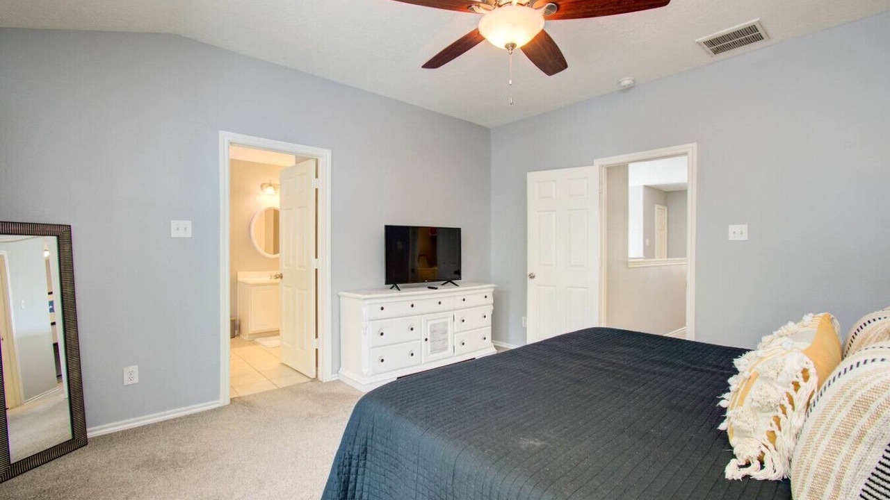 Photo of Bedroom in Dickinson