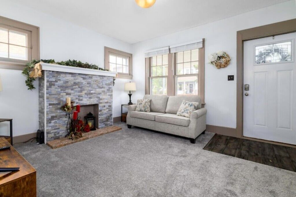 Photo of Livingroom in Steubenville