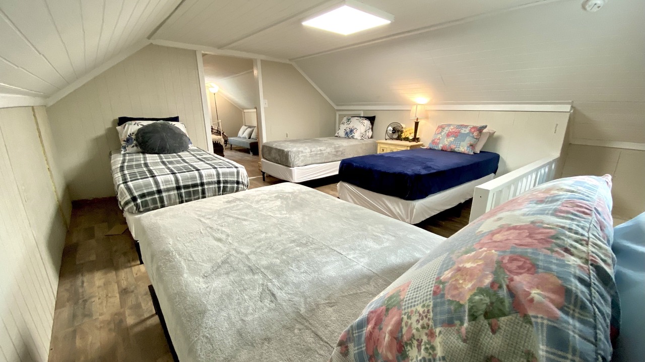 Photo of Bedroom in Chapmanville