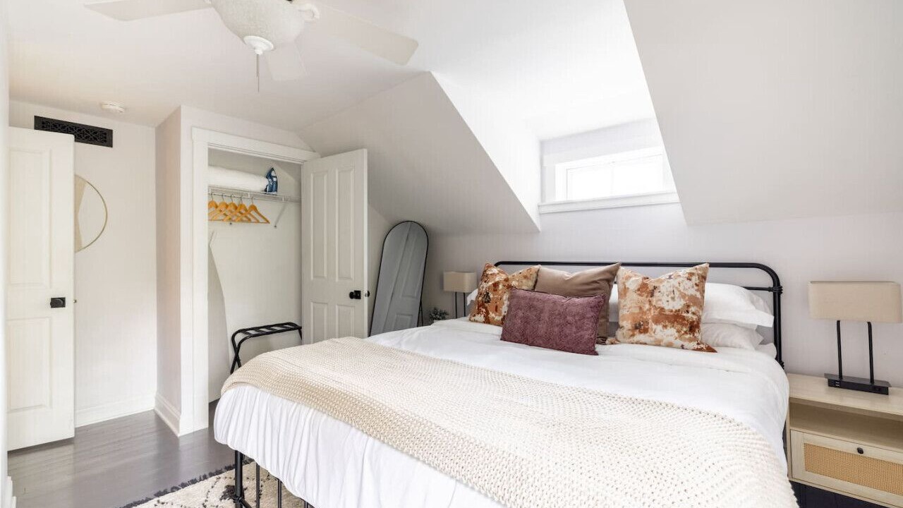 Photo of Bedroom in Peninsula