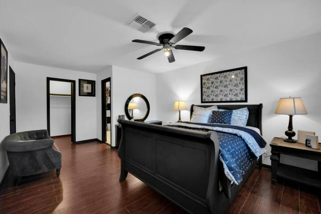 Photo of Bedroom in Chinatown