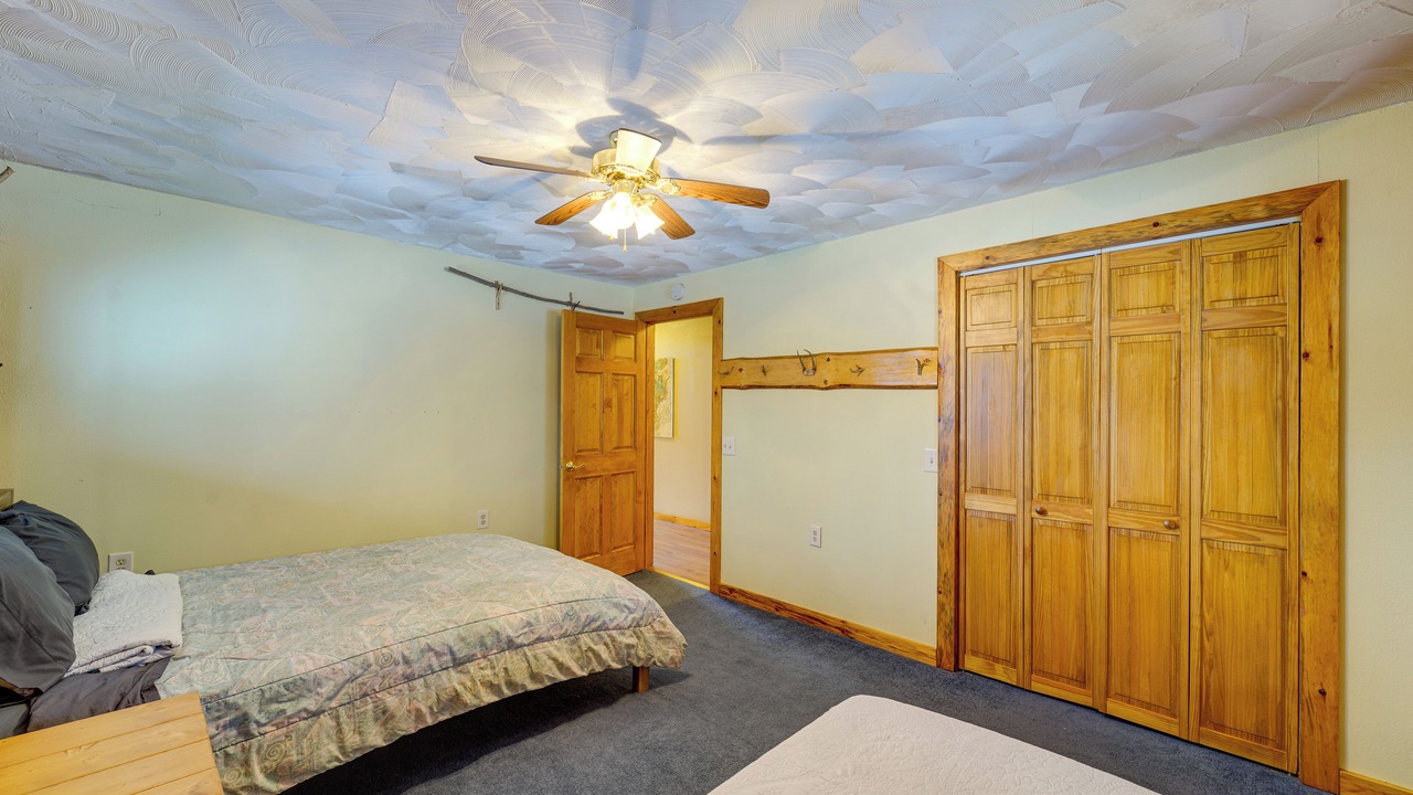 Photo of Bedroom in Oswegatchie