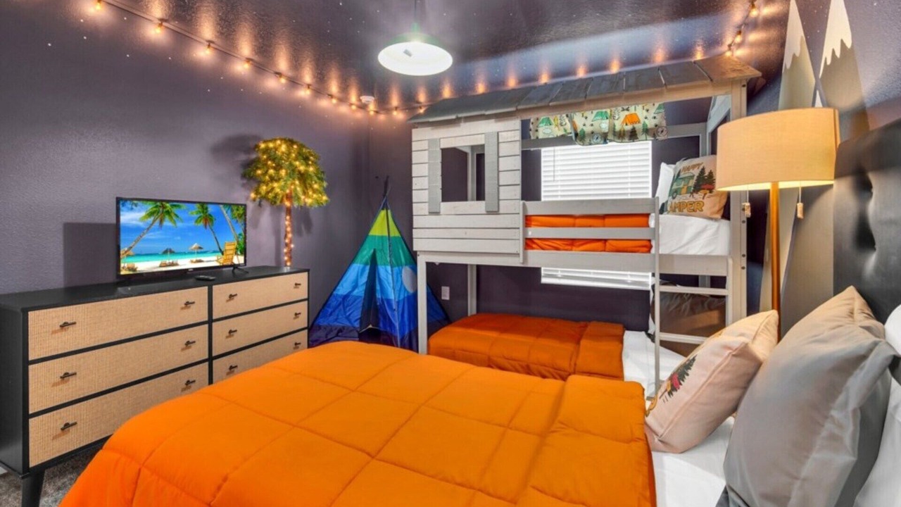Photo of Bedroom in Four Corners