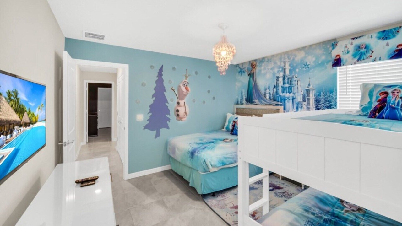 Photo of Bedroom in Davenport