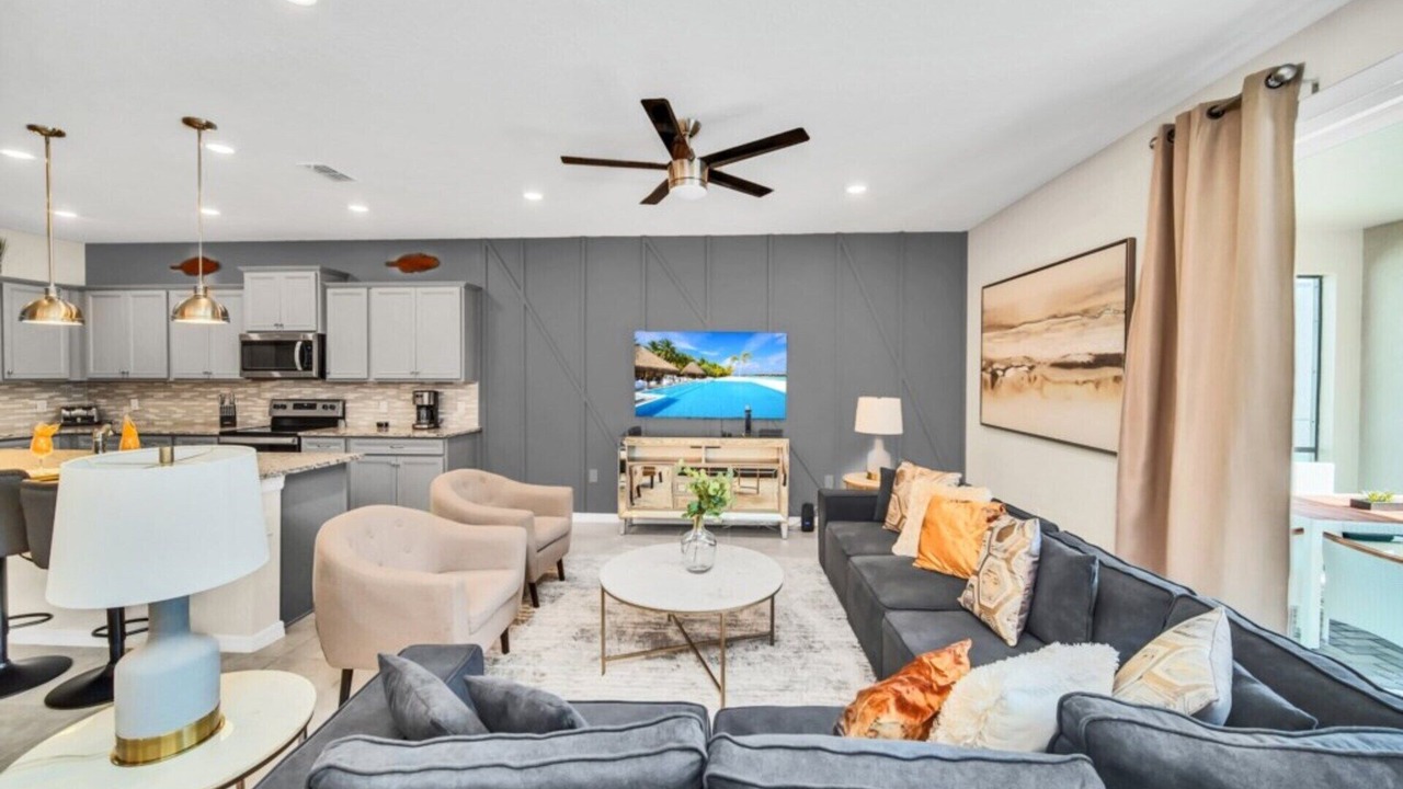 Photo of Livingroom in Davenport