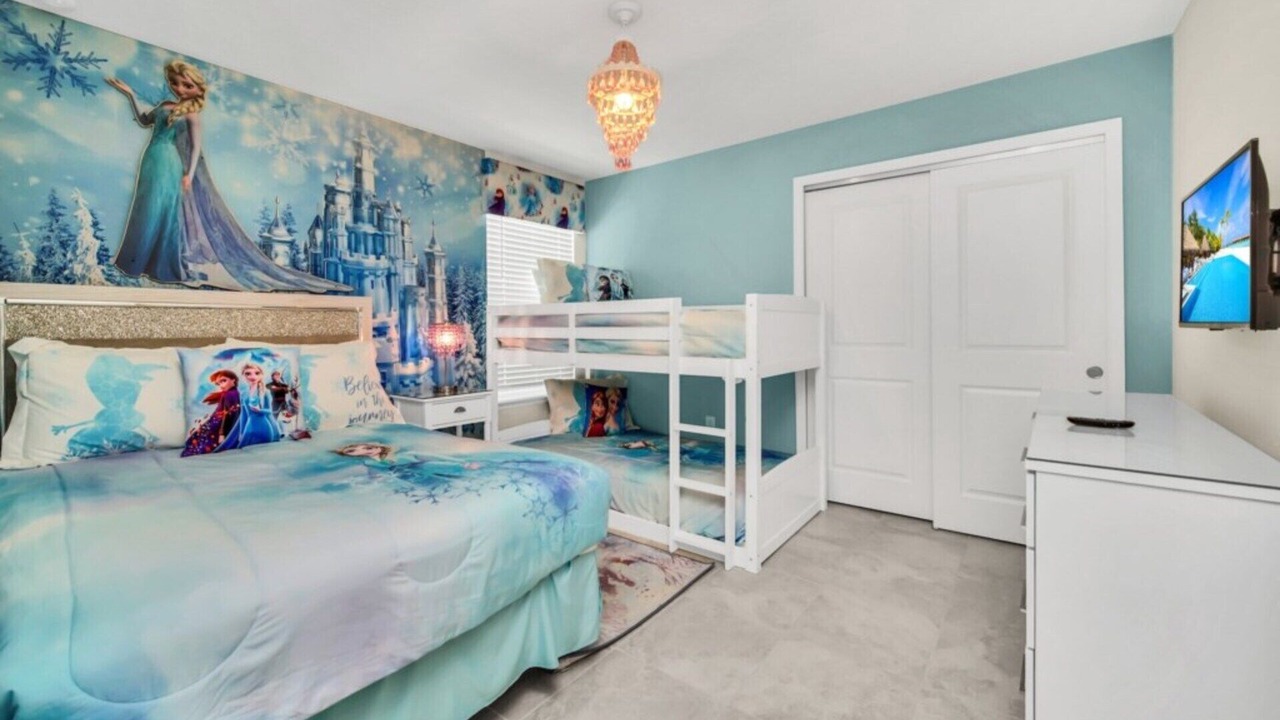 Photo of Bedroom in Davenport