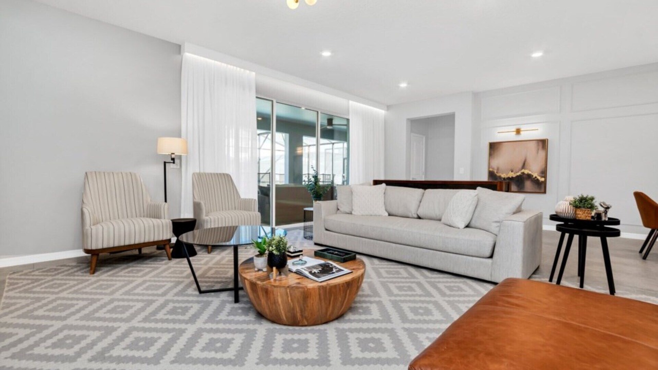 Photo of Livingroom in Davenport