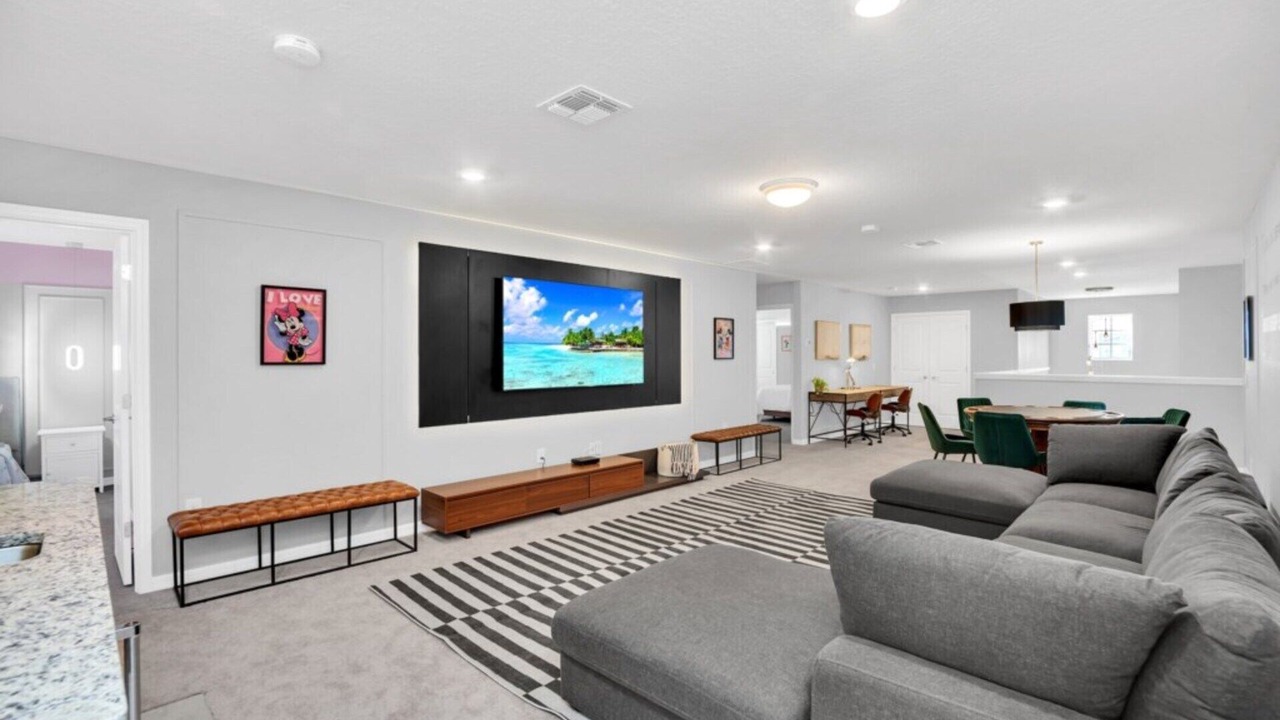 Photo of Livingroom in Davenport