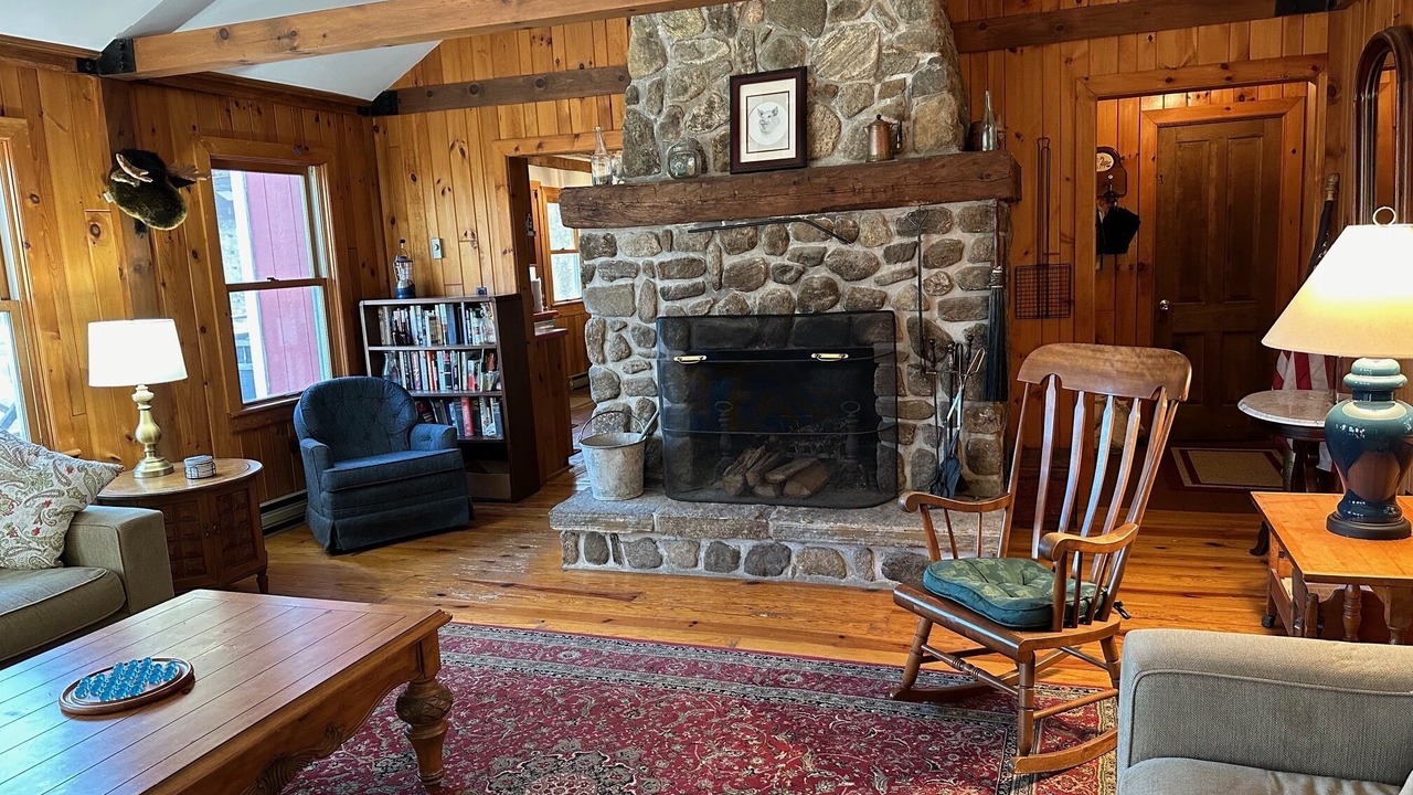 Photo of Livingroom in Hadley
