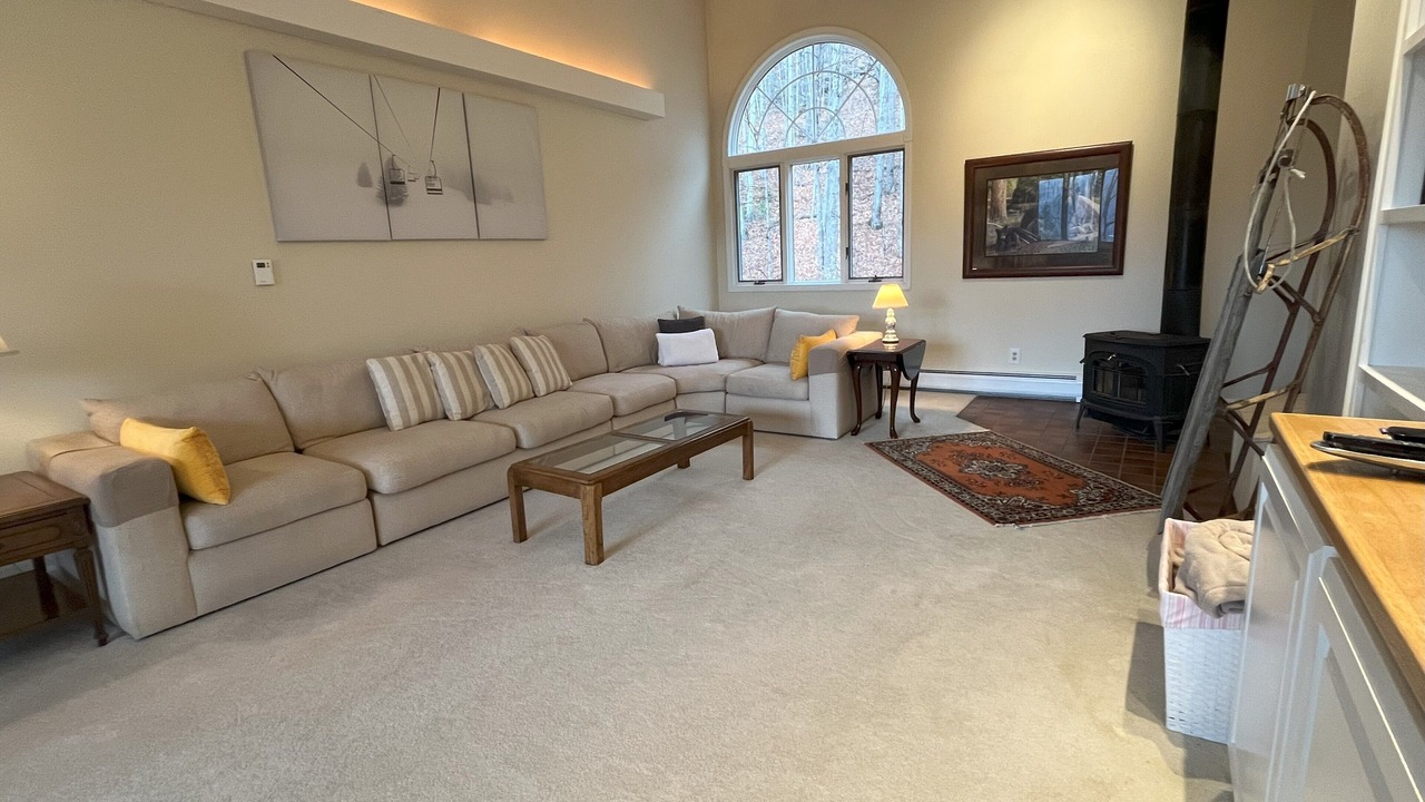 Photo of Livingroom in Plymouth
