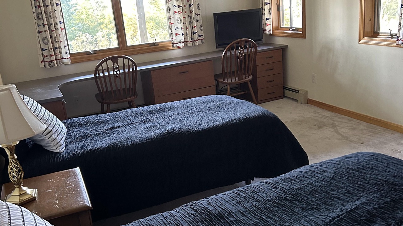 Photo of Bedroom in Sunapee