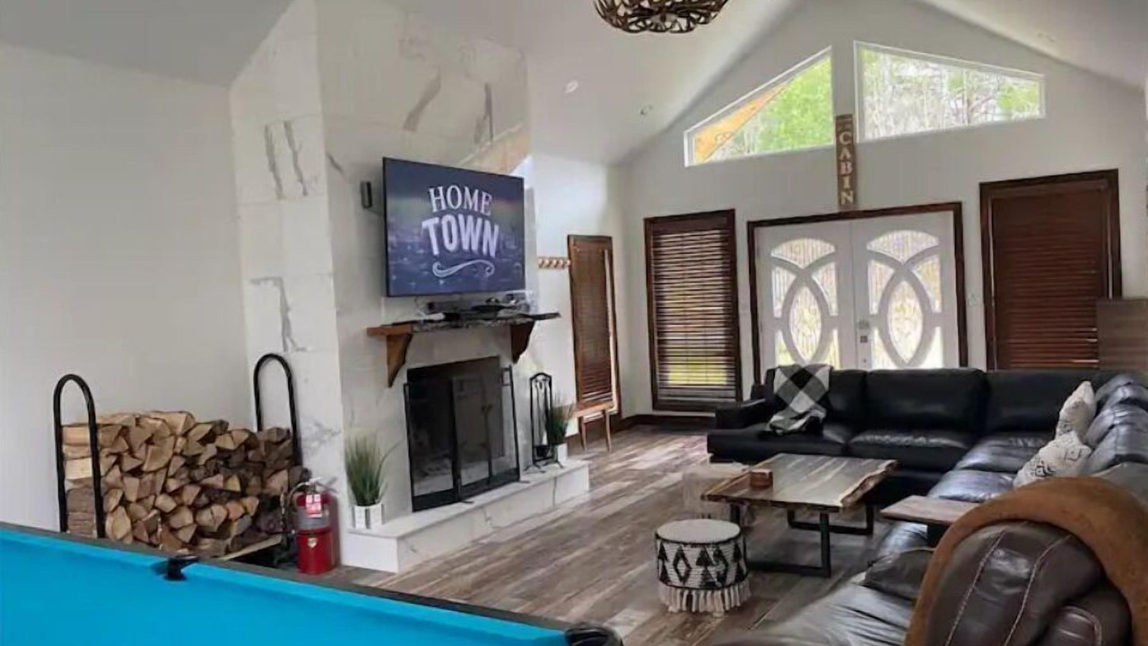 Photo of Livingroom in Jewett