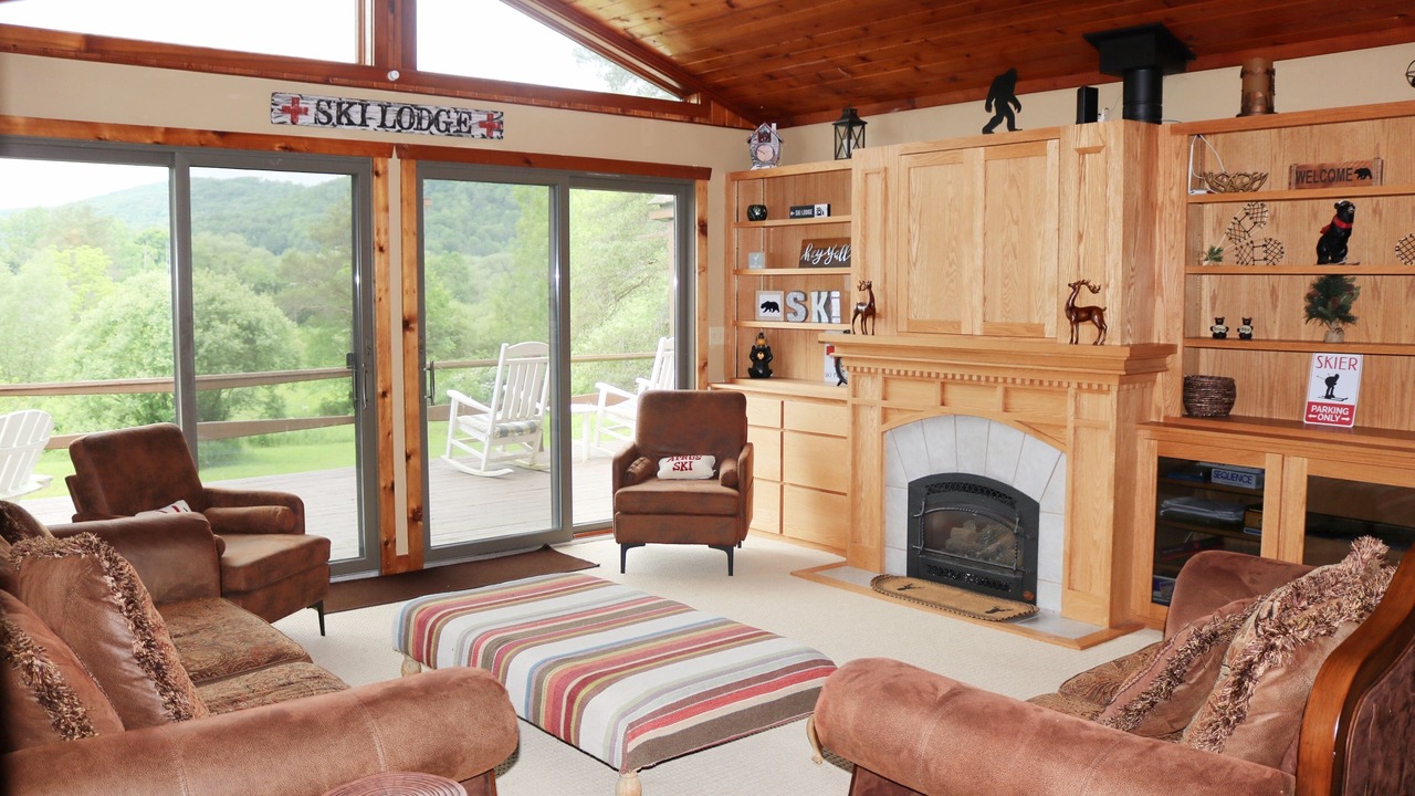 Photo of Livingroom in Great Valley