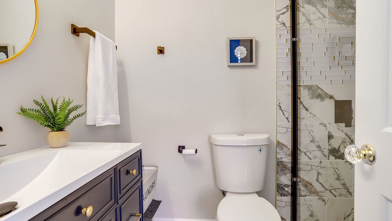 Photo of Bathroom in Old Town Alexandria