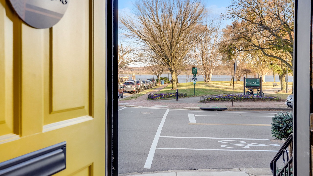 Photo of Others in Old Town Alexandria