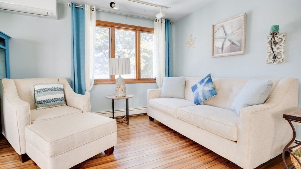Photo of Livingroom in Hampton
