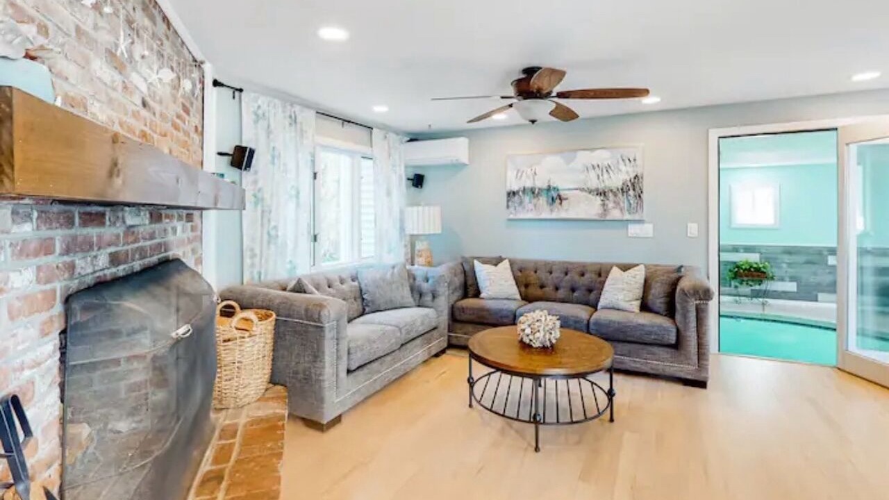 Photo of Livingroom in Hampton
