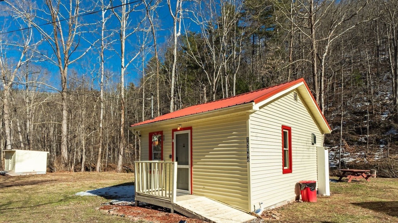 Photo of Outdoor in True