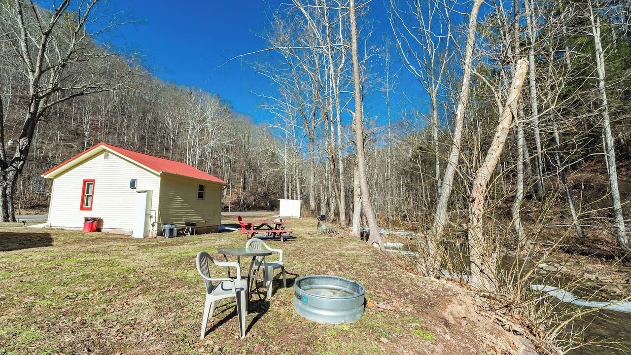 Photo of Outdoor in True