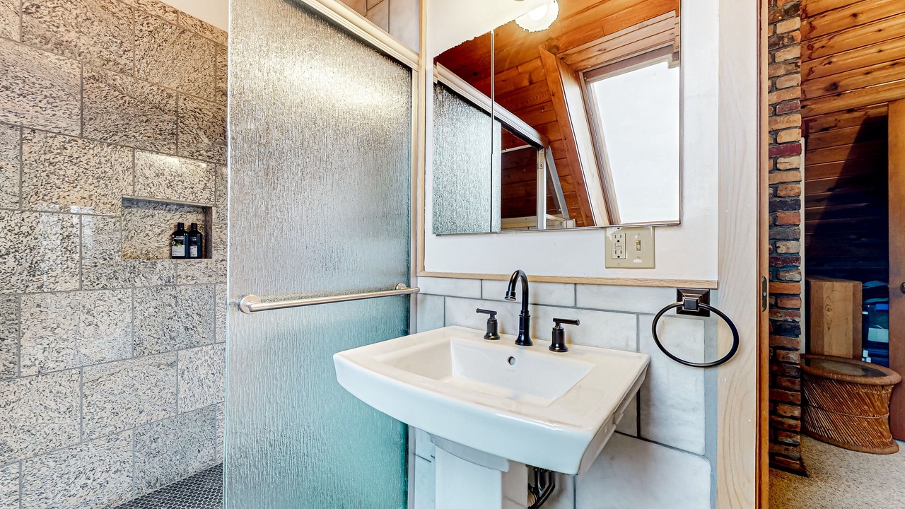 Photo of Bathroom in Pittsfield