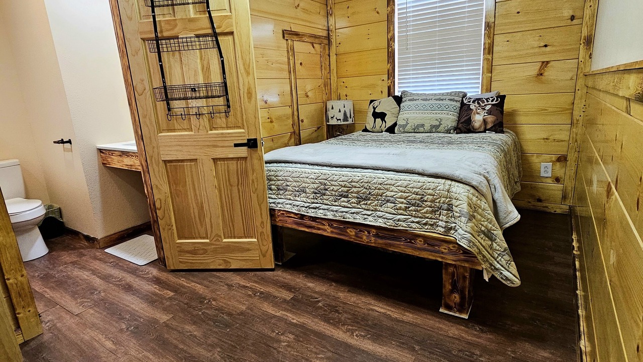 Photo of Bedroom in Matewan