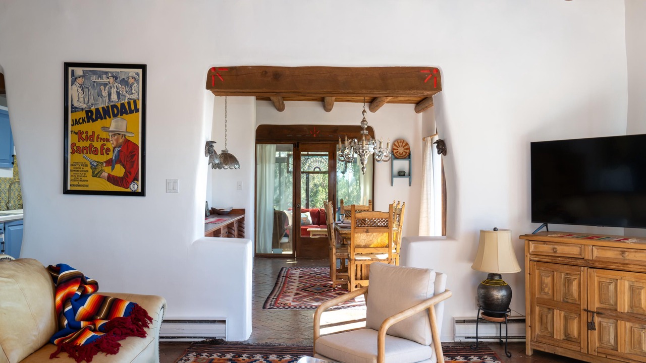 Photo of Livingroom in Seton Village