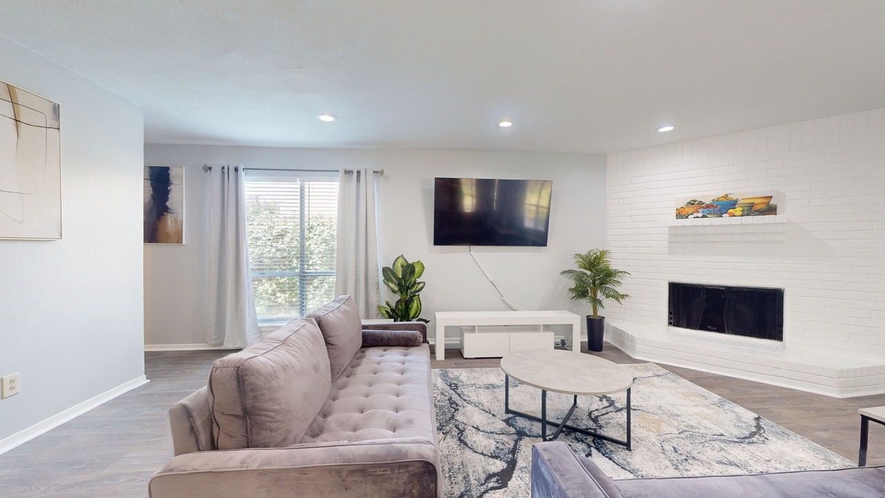 Photo of Livingroom in Greater Fondren Southwest