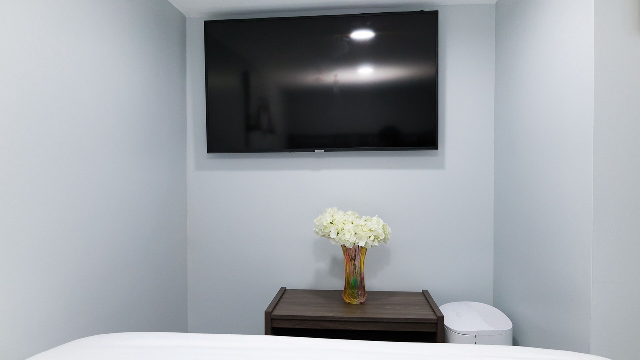 Photo of Bedroom in Lakeview