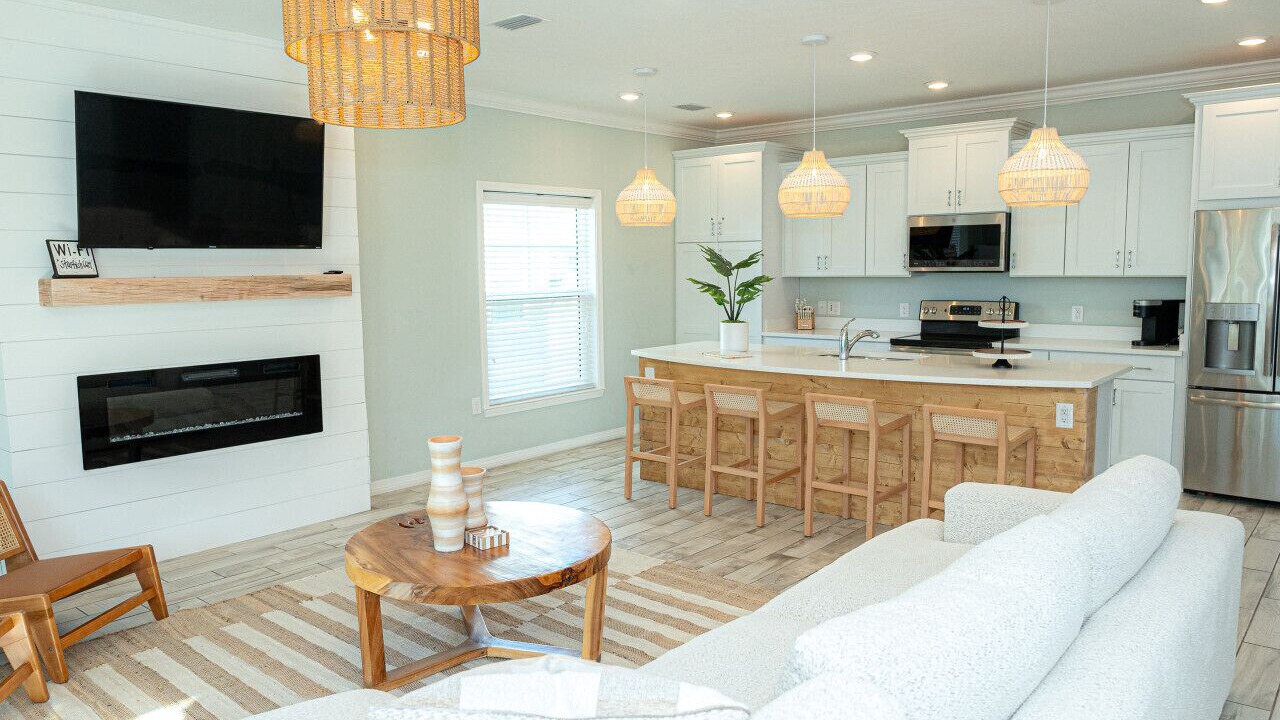 Photo of Livingroom in Ono Island