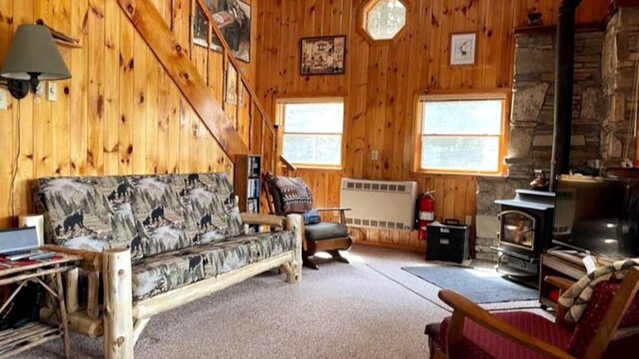 Photo of Bedroom in Eagle Bay