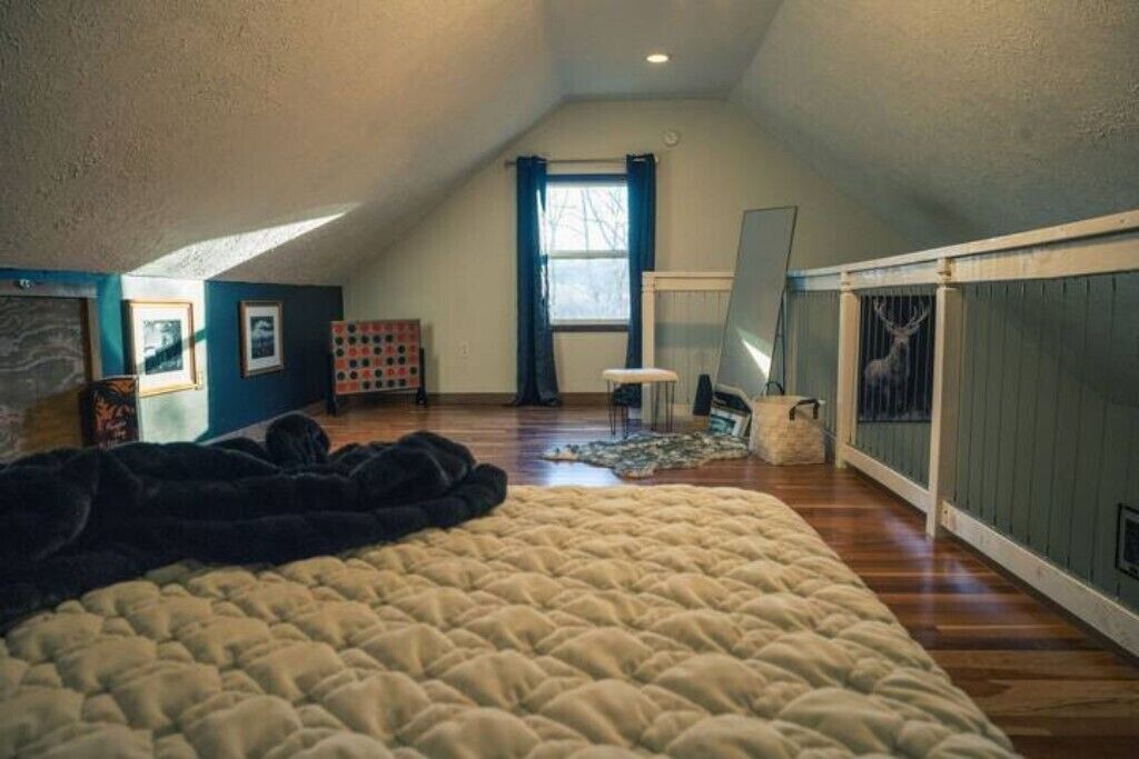 Photo of Bedroom in Alum Creek