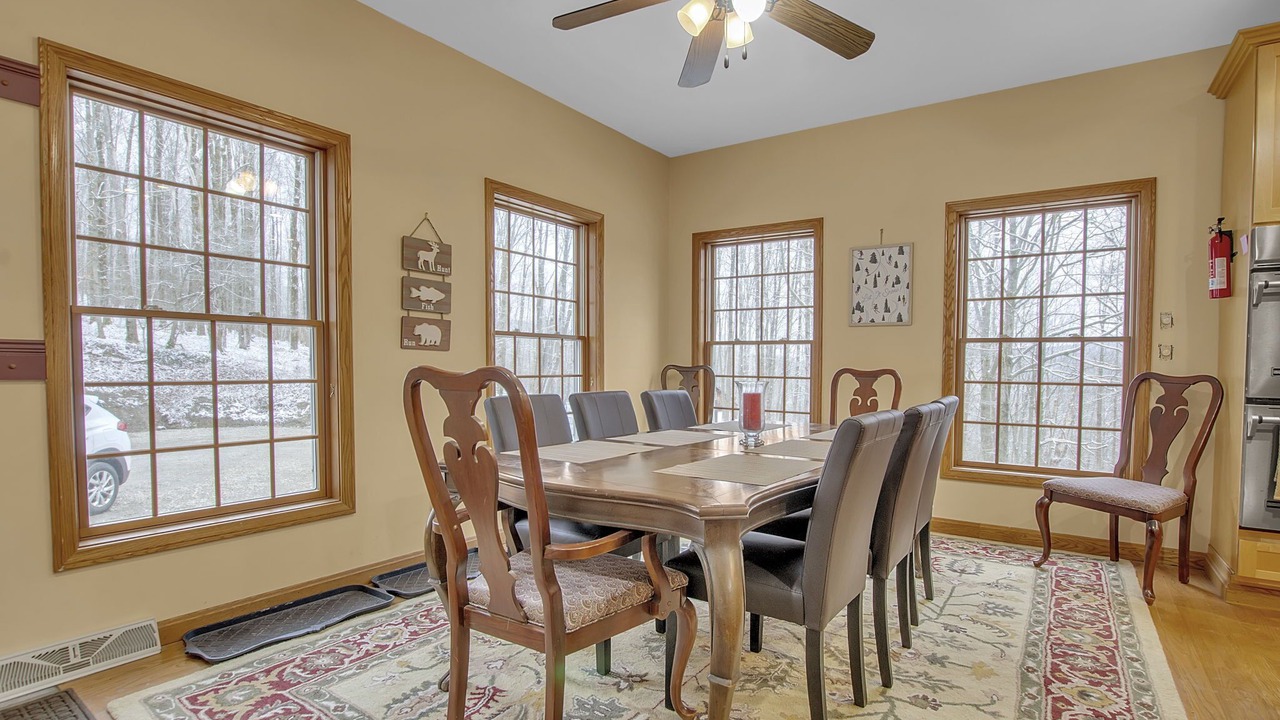 Photo of Livingroom in Ellicottville