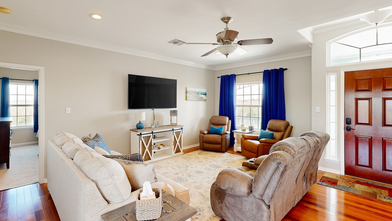 Photo of Livingroom in Texas Gulf Coast Region