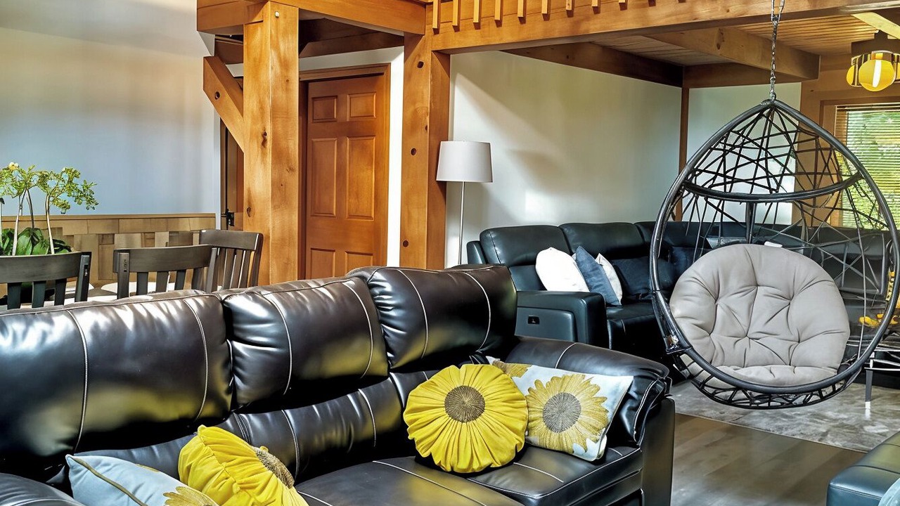 Photo of Livingroom in Lyme Center