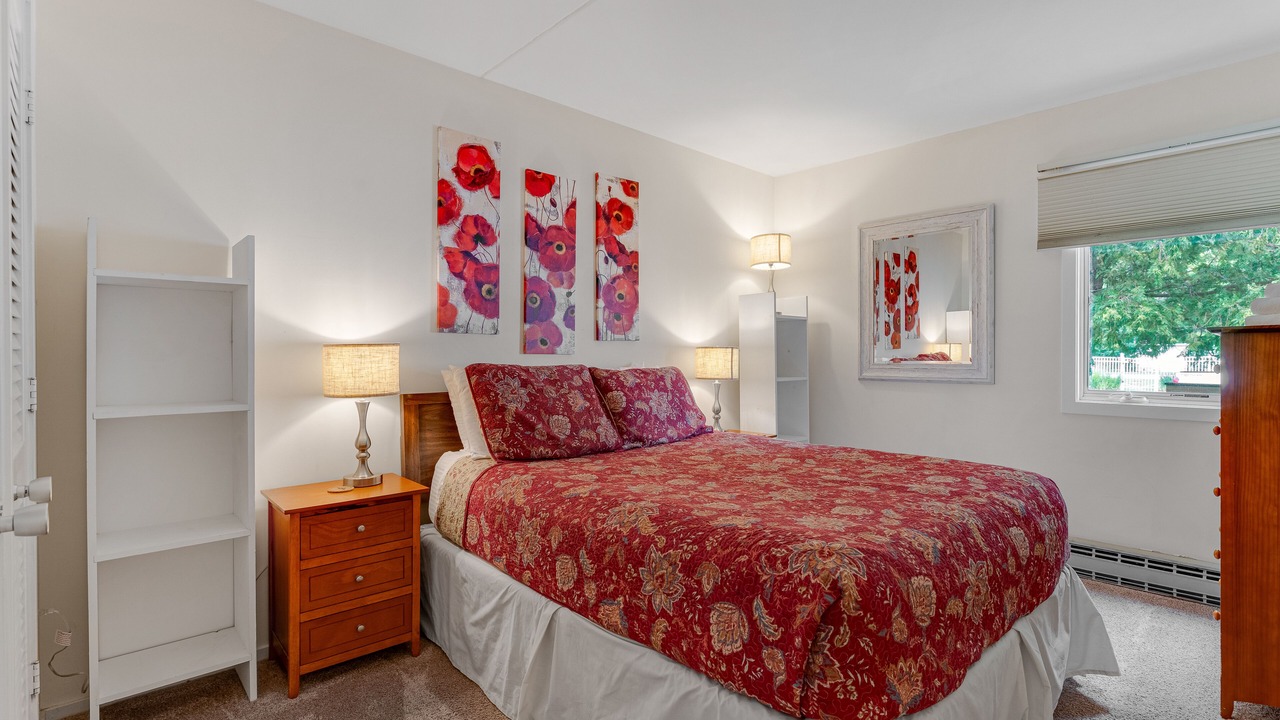 Photo of Bedroom in Warren