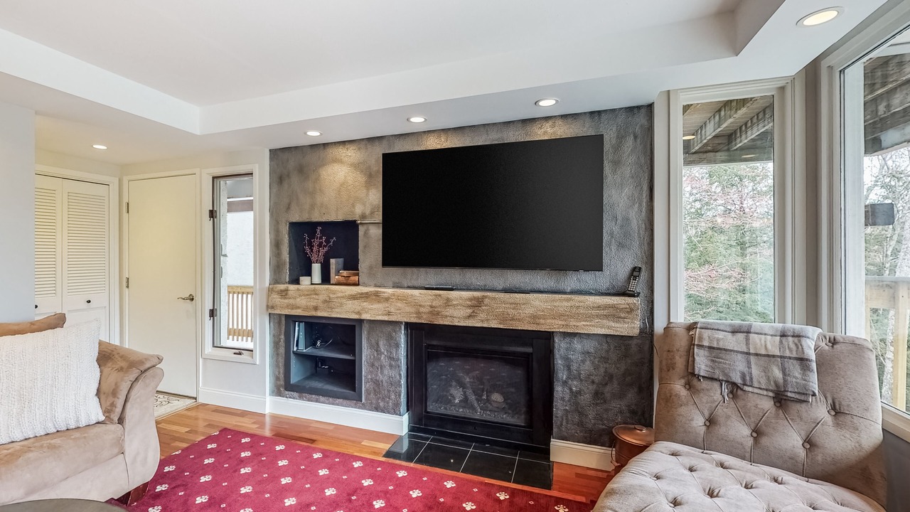 Photo of Livingroom in Warren