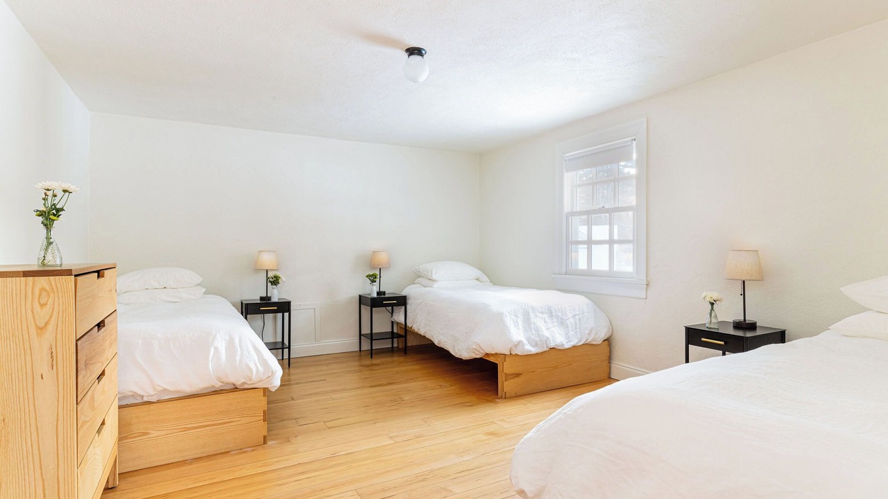 Photo of Bedroom in Thompson Ridge