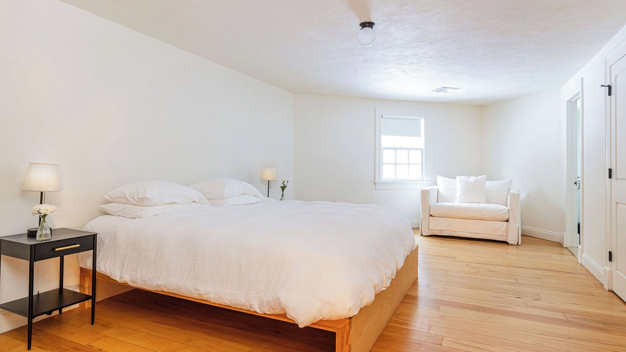 Photo of Bedroom in Thompson Ridge