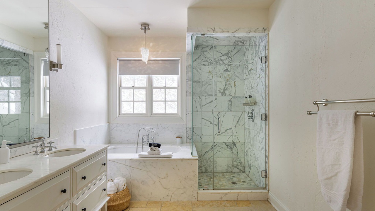Photo of Bathroom in Thompson Ridge