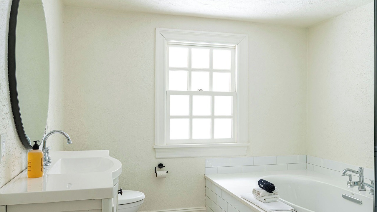 Photo of Bathroom in Thompson Ridge